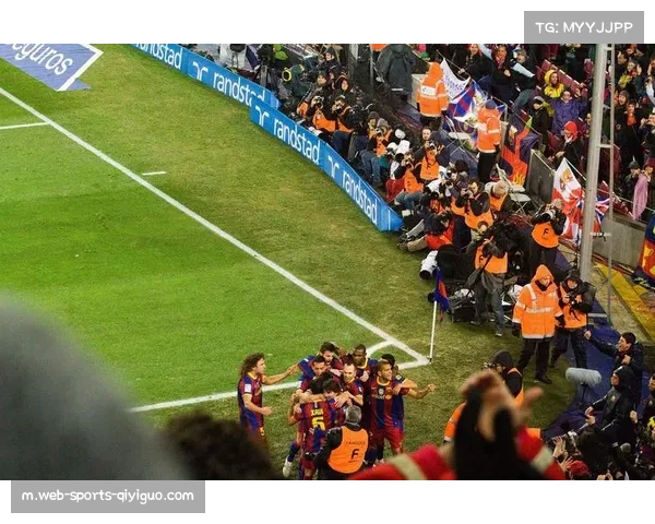 本赛季首场国家德比火爆来袭，皇马迎战巴萨争锋相对