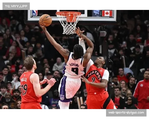 阿丘瓦28分19篮板统治内线 国王胜猛龙篮板优势明显